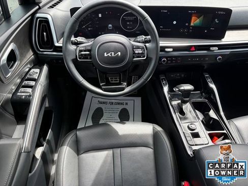 Used 2024 Kia Sorento SX image 10