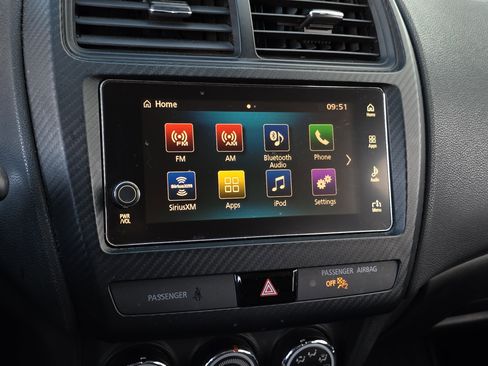 Used 2019 Mitsubishi Outlander Sport SE image 18