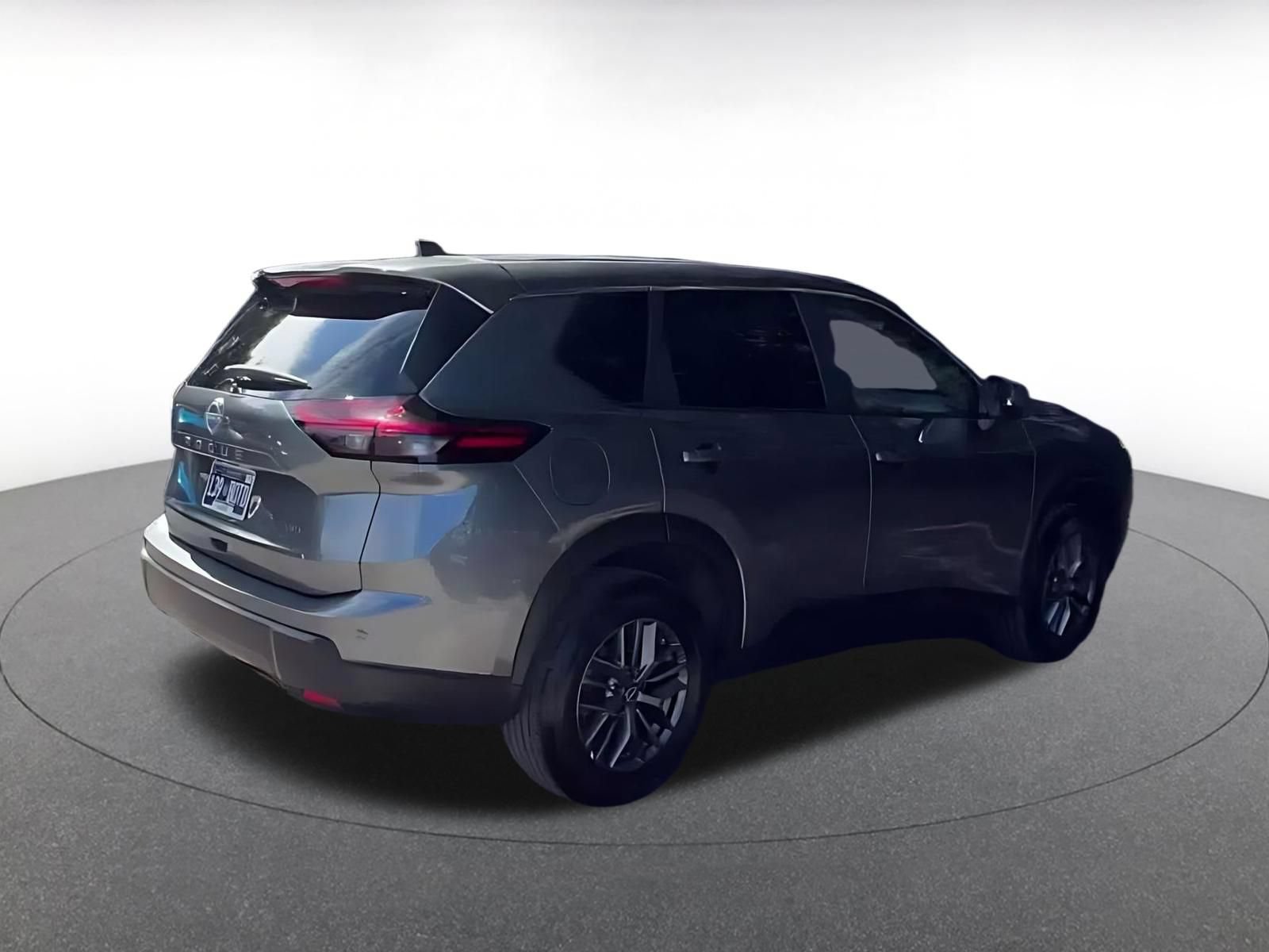 Used 2026 Nissan Rogue SV AWD/4WD image 13