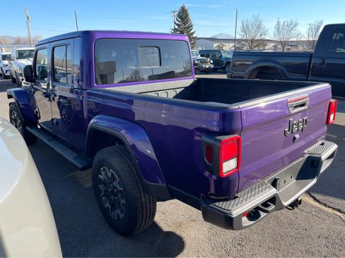 New 2026 Jeep Gladiator Sport image 6