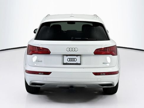 Used 2019 Audi Q5 2.0T Premium Plus w/ Convenience Package AWD/4WD image 6