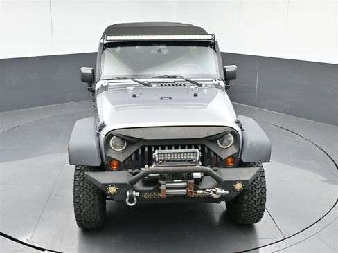 Used 2013 Jeep Wrangler Unlimited Rubicon w/ Max Tow Pkg image 20
