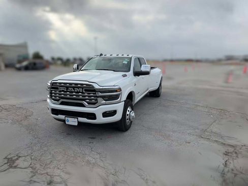 New 2026 RAM 3500 Longhorn image 3