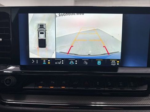 Used 2022 Chevrolet Silverado 1500 ZR2 AWD/4WD image 18