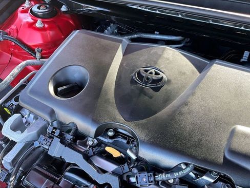 Used 2023 Toyota Camry LE image 32