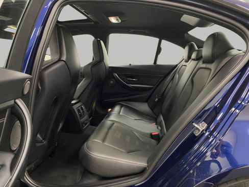 Used 2018 BMW M3 RWD image 26