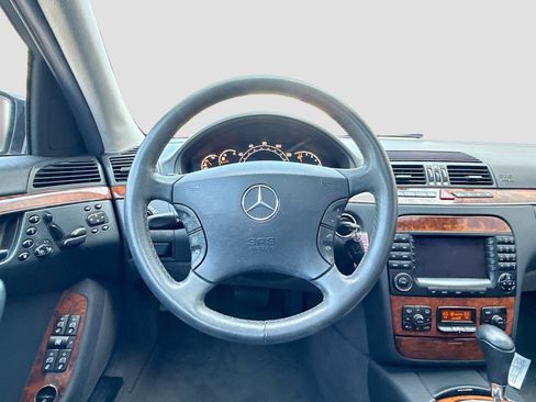 Used 2004 Mercedes-Benz S 500 Sedan image 11