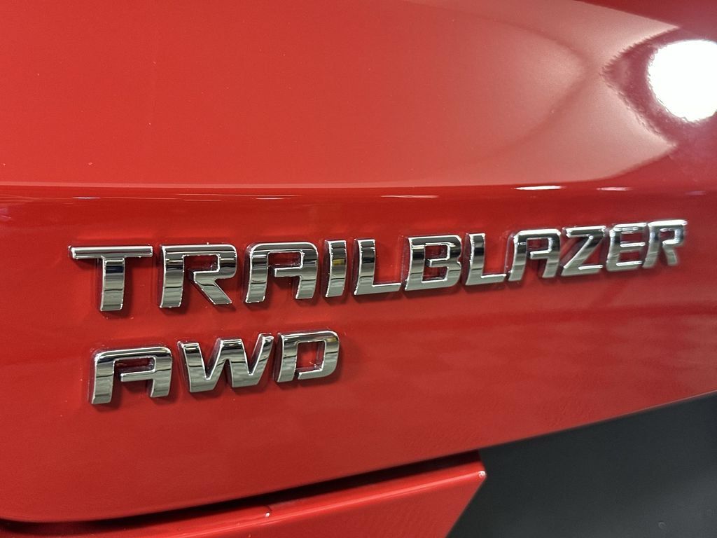 New 2026 Chevrolet TrailBlazer LS w/ LS Convenience Package AWD/4WD image 31