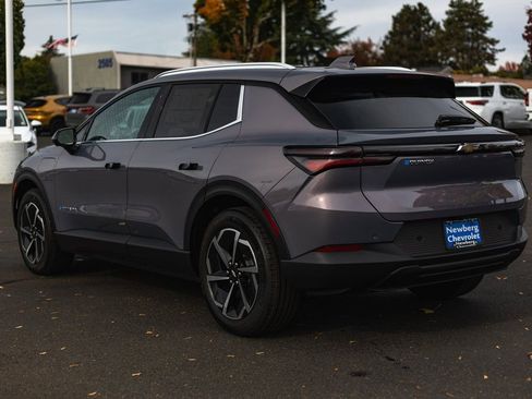New 2026 Chevrolet Equinox EV LT FWD image 31