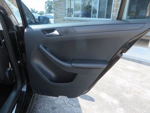 Used 2016 Volkswagen Jetta S FWD image 14