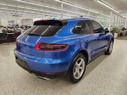 Used 2017 Porsche Macan image 4