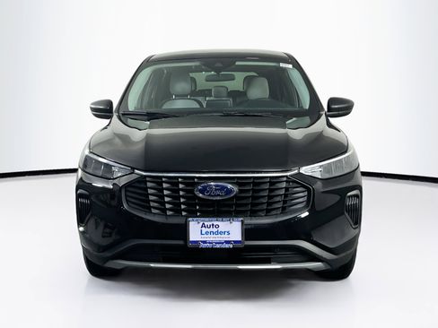 Used 2025 Ford Escape Active w/ Cold Weather Package AWD/4WD image 2