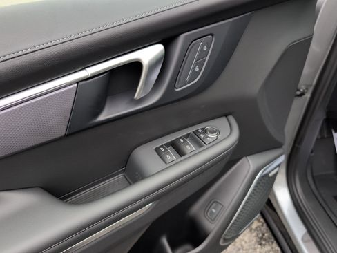 New 2026 Buick Enclave Sport Touring w/ LPO, Floor Liner Package image 12