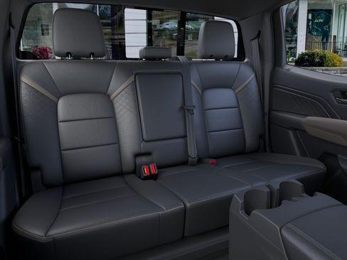 New 2026 GMC Canyon Denali w/ LPO, Denali Black Edition AWD/4WD image 41