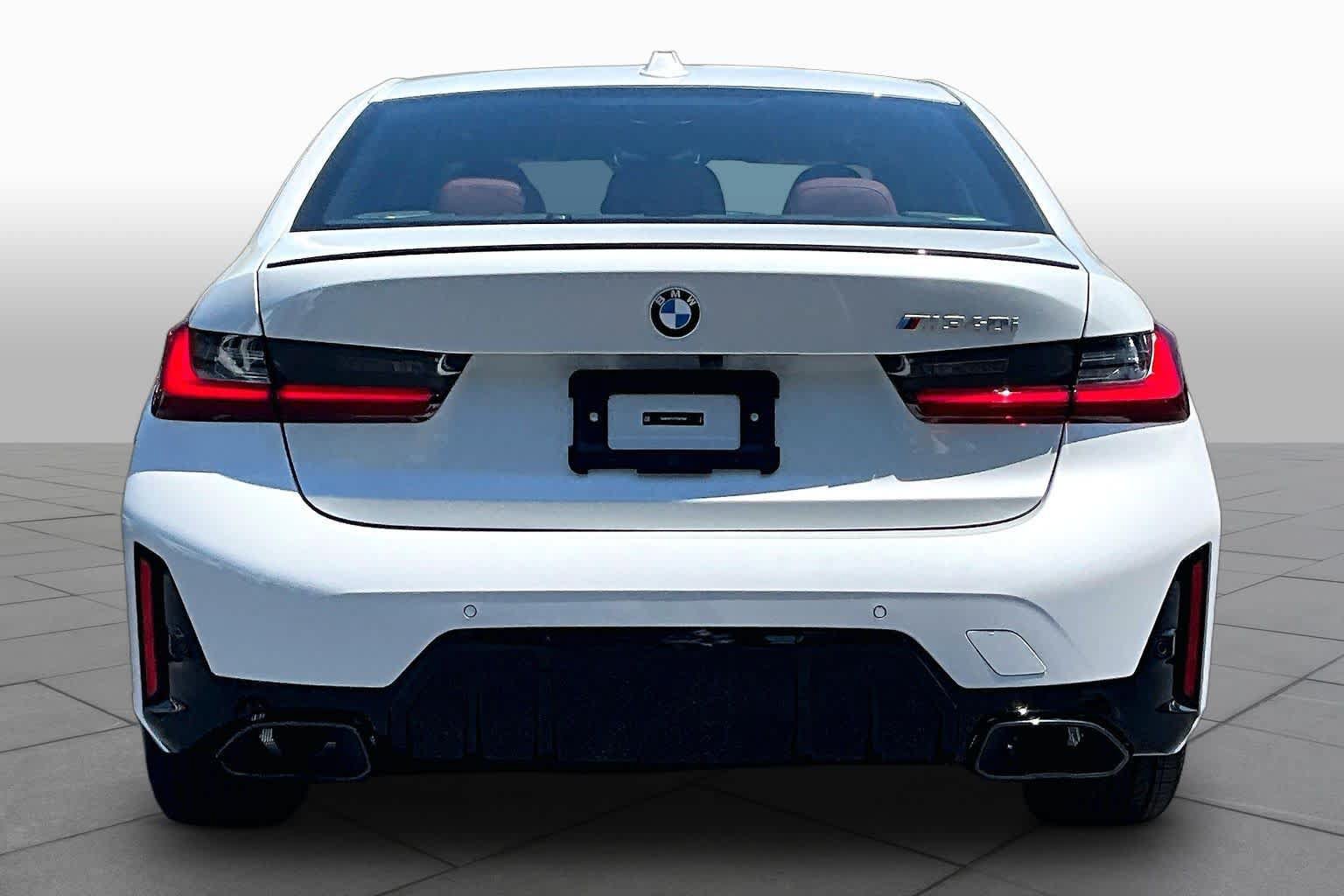 New 2026 BMW M340i RWD image 4