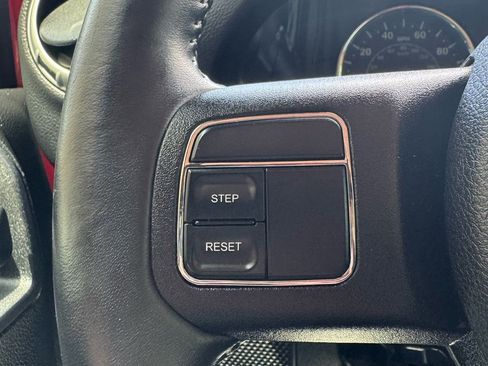 Used 2014 Jeep Wrangler Rubicon w/ Power Convenience Group image 15