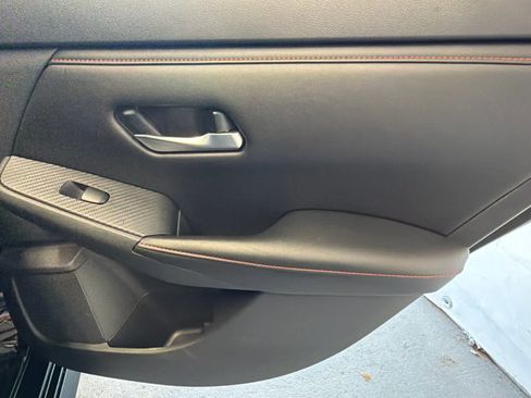 Used 2025 Nissan Sentra SR FWD image 30