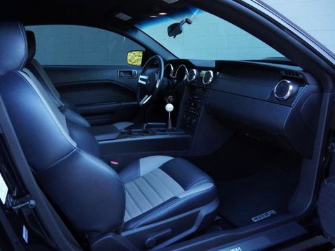 Used 2007 Ford Mustang GT image 43