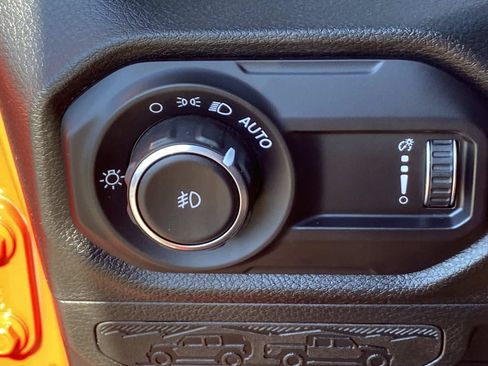 Certified 2025 Jeep Wrangler Unlimited Sport AWD/4WD image 22