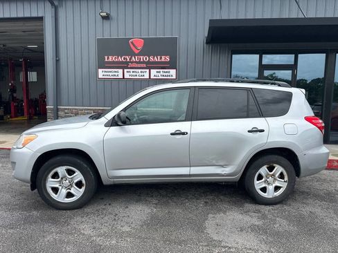 Used 2012 Toyota RAV4 4WD w/ Value Pkg image 2