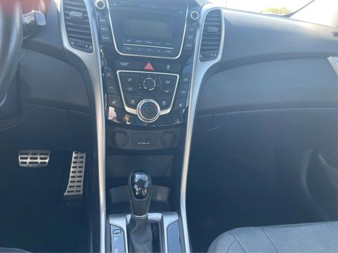 Used 2013 Hyundai Elantra GT w/ Style Pkg FWD image 19