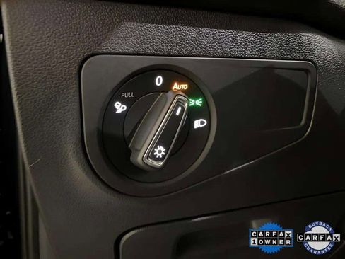 Used 2024 Volkswagen Tiguan SEL R-Line image 35