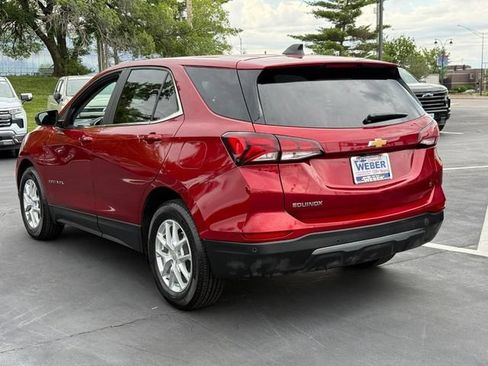 Used 2024 Chevrolet Equinox LT w/ LPO, Floor Liner Package FWD image 3