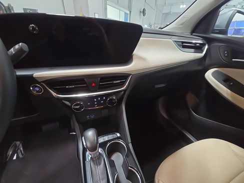 Certified 2024 Buick Encore GX Sport Touring AWD/4WD image 20