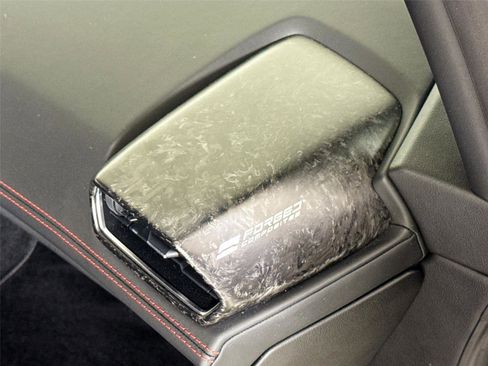 Used 2021 Lamborghini Huracan EVO image 30