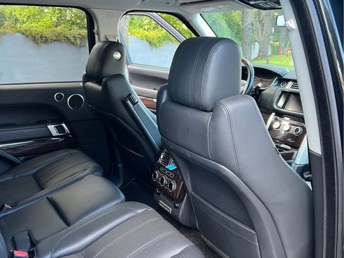 Used 2014 Land Rover Range Rover HSE AWD/4WD image 9