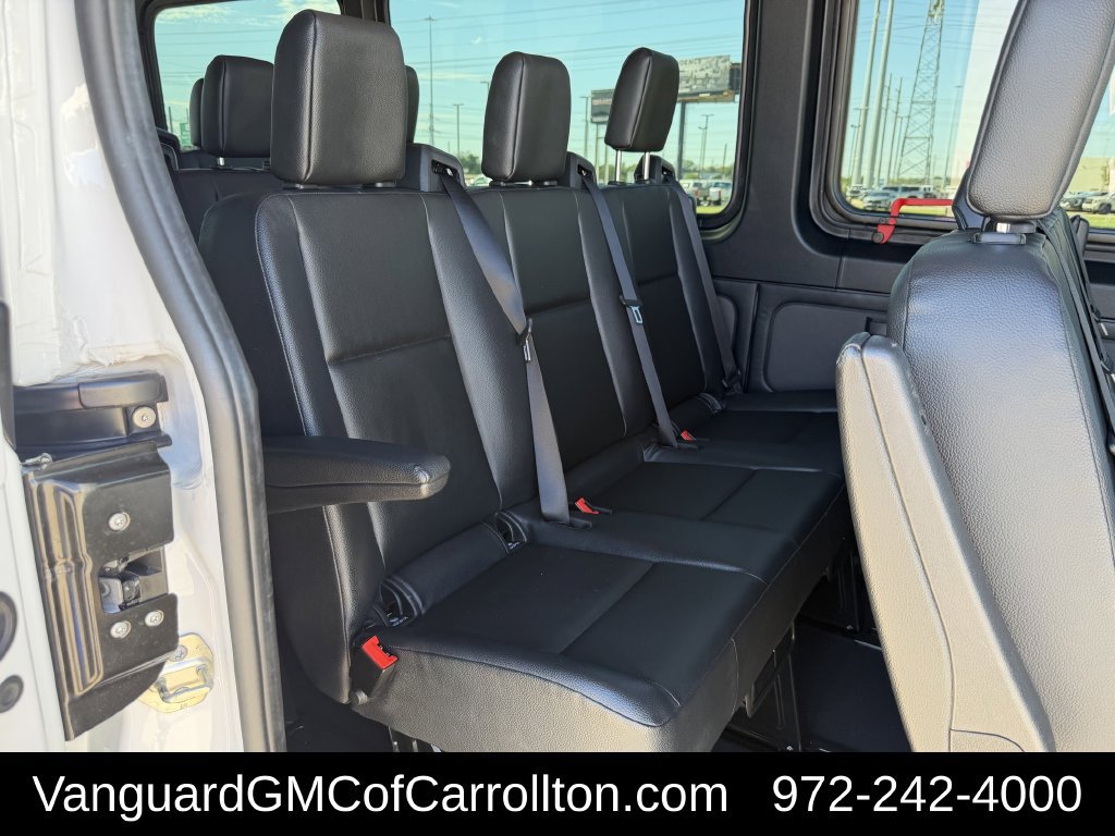 Used 2025 Mercedes-Benz Sprinter 2500 image 28