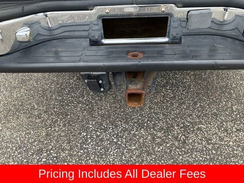 Used 2002 Chevrolet Suburban LS RWD image 7