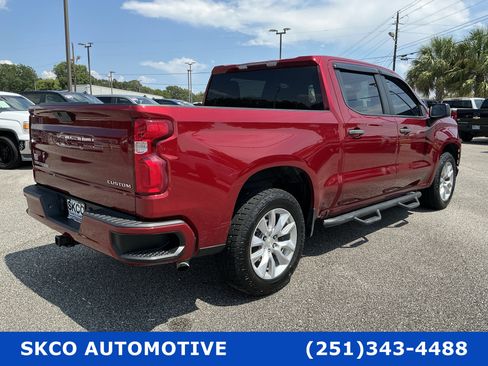 Used 2022 Chevrolet Silverado 1500 Custom w/ Safety Confidence Package RWD image 5