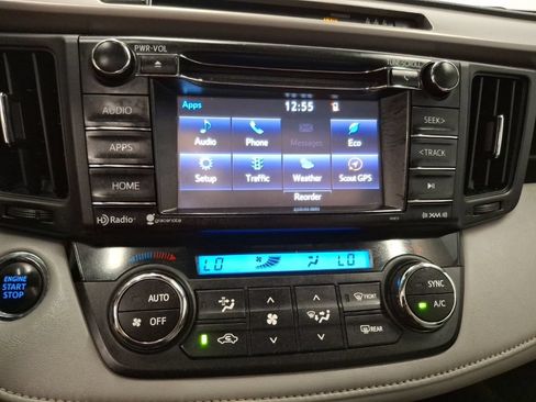 Used 2018 Toyota RAV4 XLE w/ Plus Extra Value Package AWD/4WD image 25