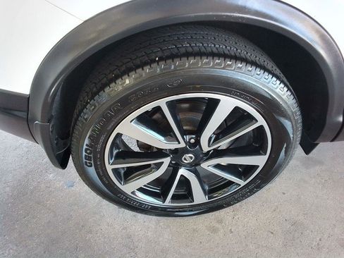 Used 2017 Nissan Rogue Sport SL FWD image 28