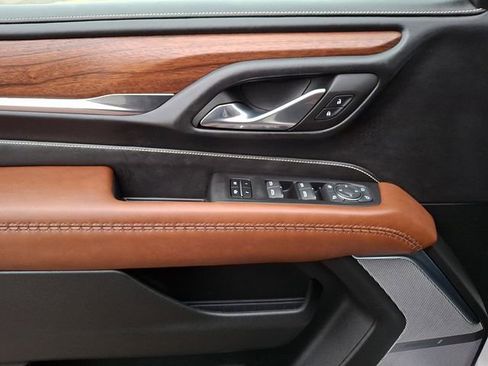 Used 2023 GMC Yukon XL Denali Ultimate w/ LPO, Floor Liner Package image 14