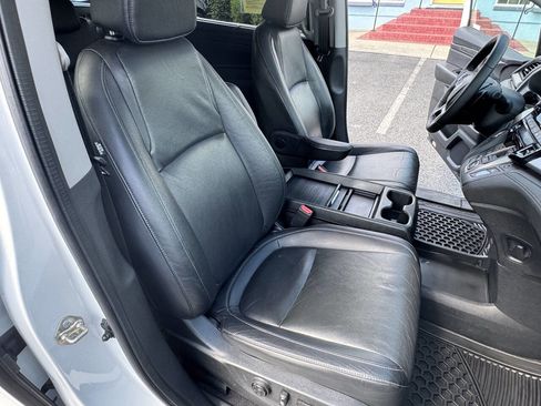 Used 2021 Honda Odyssey EX-L image 34