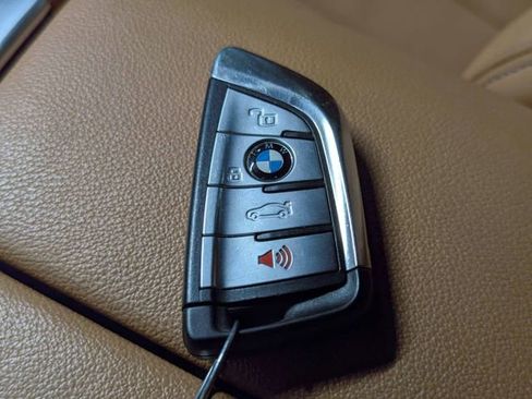 Used 2022 BMW X6 xDrive40i w/ Premium Package AWD/4WD image 25