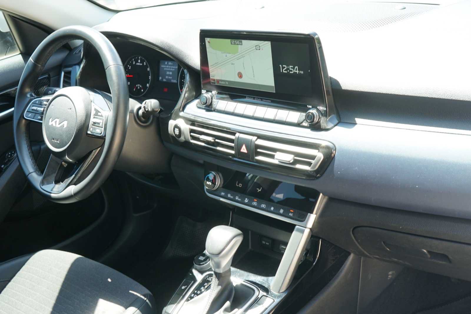 Certified 2022 Kia Seltos Nightfall Edition AWD/4WD image 24
