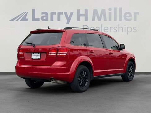 Used 2020 Dodge Journey SE w/ SE Popular Equipment Group FWD image 6