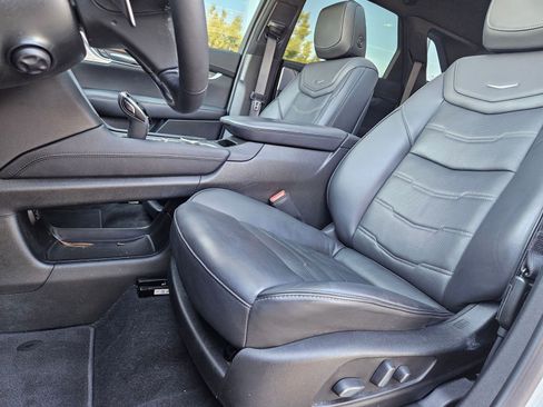 Used 2024 Cadillac XT5 Sportv w/ Platinum Package image 5