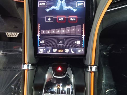 Used 2024 Ferrari Roma image 17