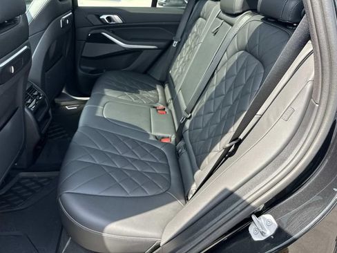 Used 2024 BMW X5 xDrive40i w/ M Sport Package AWD/4WD image 55