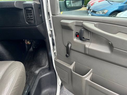 Used 2012 Chevrolet Express 2500 w/ Cold Climate Package RWD image 24