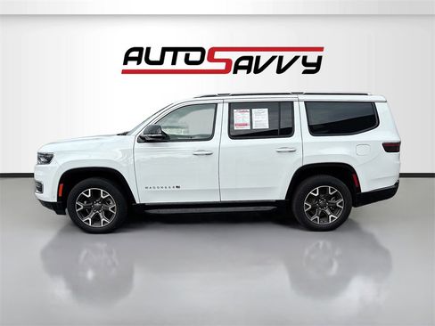 Used 2024 Jeep Wagoneer Series III image 4