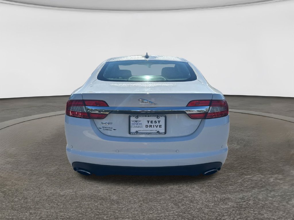 Used 2013 Jaguar XF RWD image 6