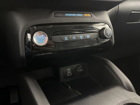 Used 2025 Ford Escape Platinum image 15