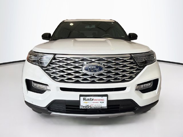 Used 2023 Ford Explorer Platinum w/ Technology Package AWD/4WD image 2