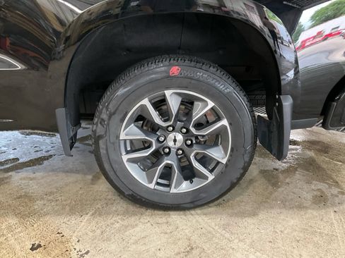 Used 2024 Chevrolet Silverado 1500 RST AWD/4WD image 19