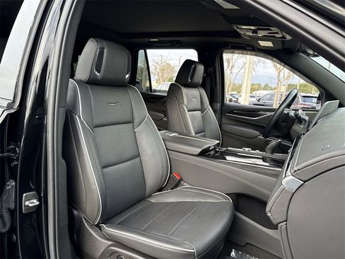 Used 2022 Cadillac Escalade Sport image 28